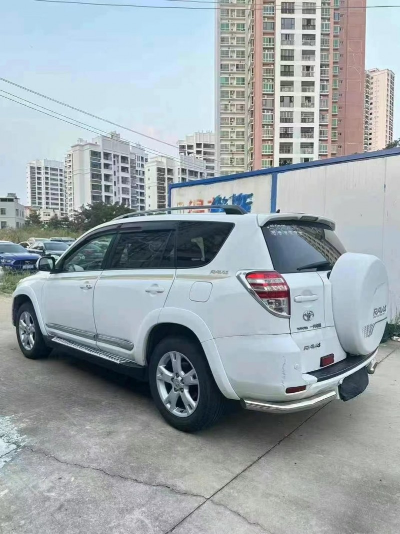 11年钦州丰田RAV4荣放