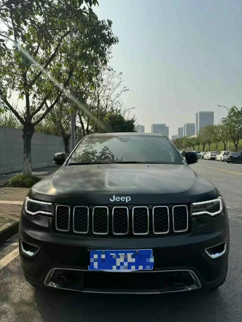 21年重庆市Jeep大切诺基