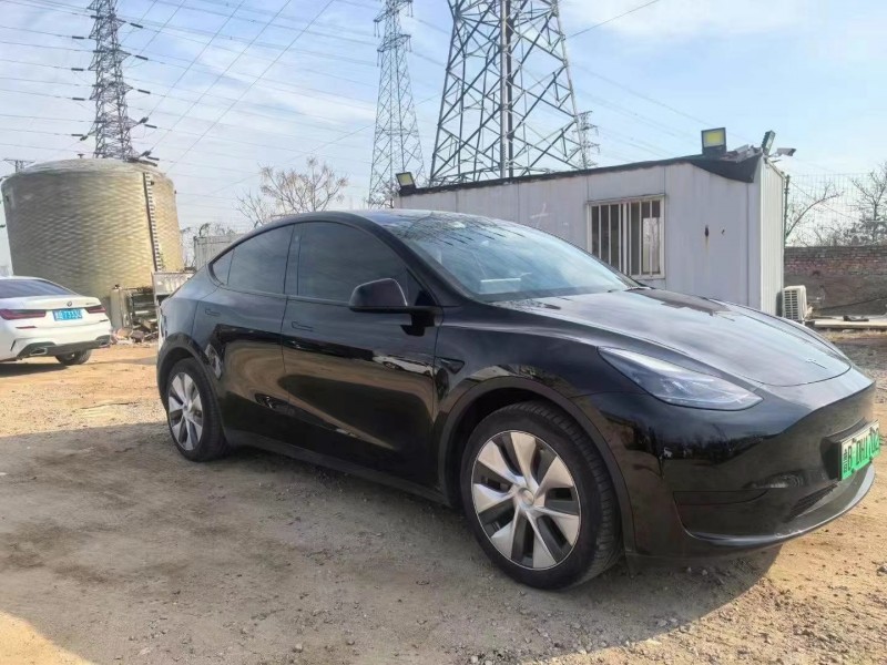 22年烟台特斯拉MODEL Y