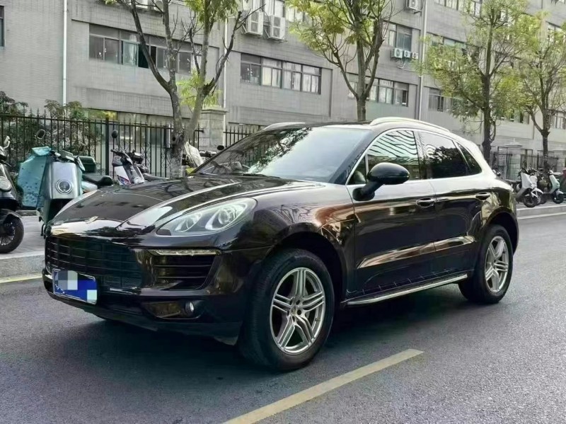 15年广州保时捷Macan