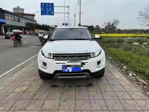 16年重庆市路虎揽胜极光