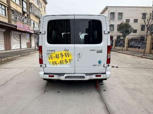 21年徐州大通V80