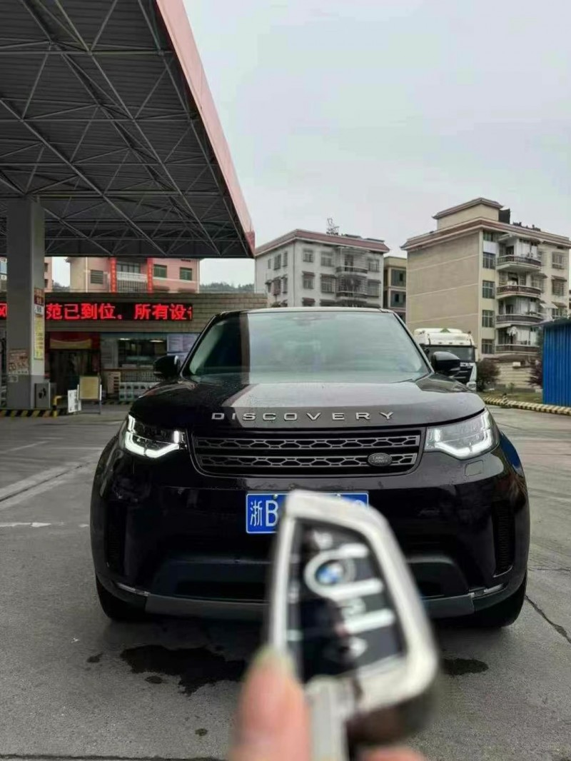 17年邵阳路虎发现5