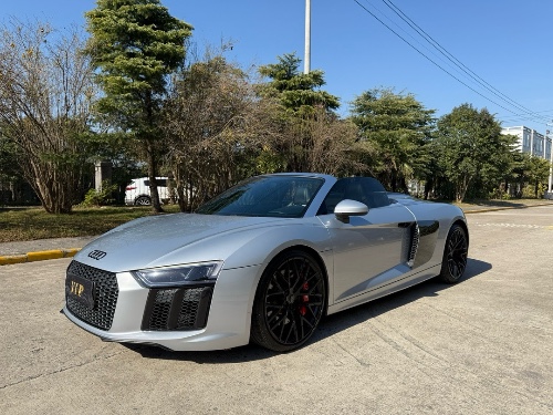 20年淮安奥迪R8