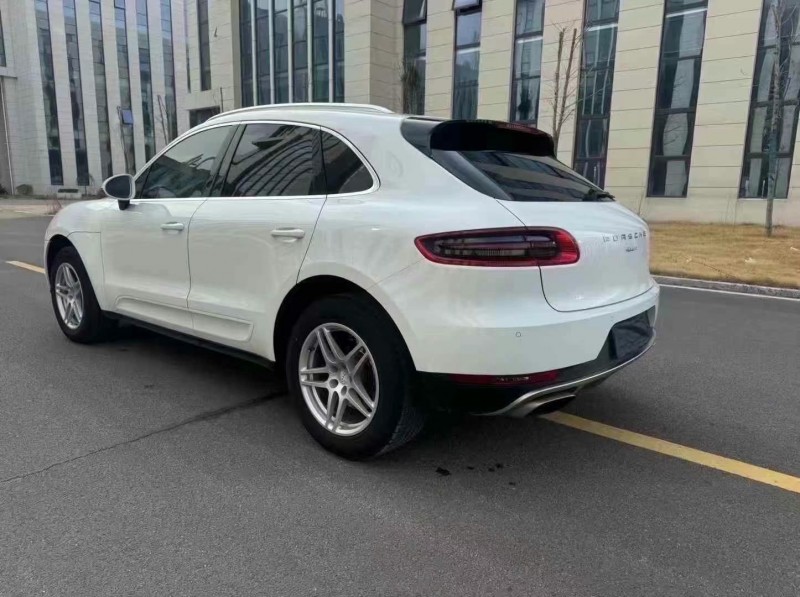 16年枣庄保时捷Macan