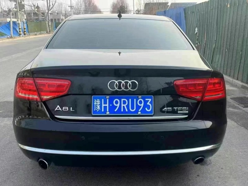 14年安阳奥迪A8L