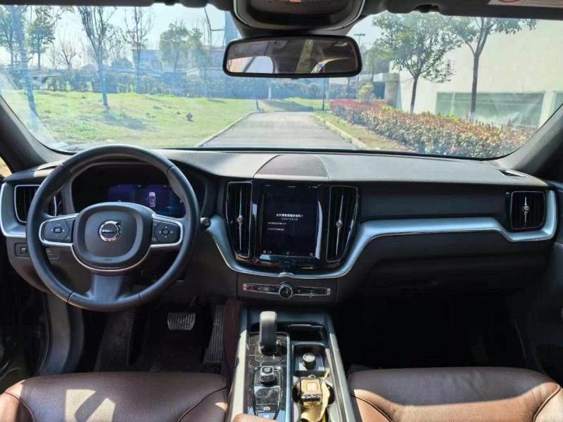 22年襄阳沃尔沃XC60