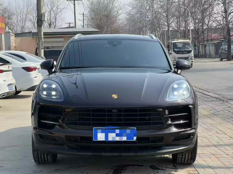 20年保定保时捷Macan