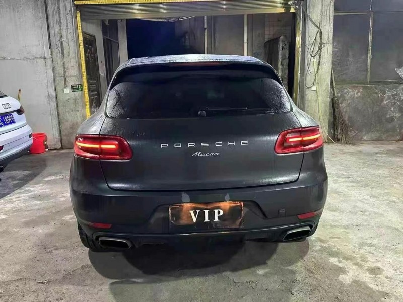 16年安顺保时捷Macan