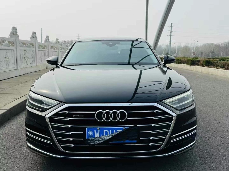 21年东营奥迪A8L