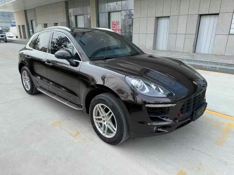 16年威海保时捷Macan