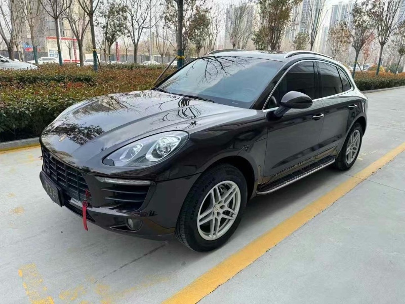 16年威海保时捷Macan