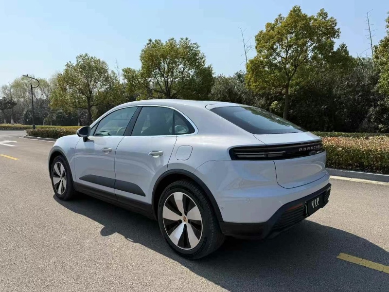 25年徐州保时捷Macan