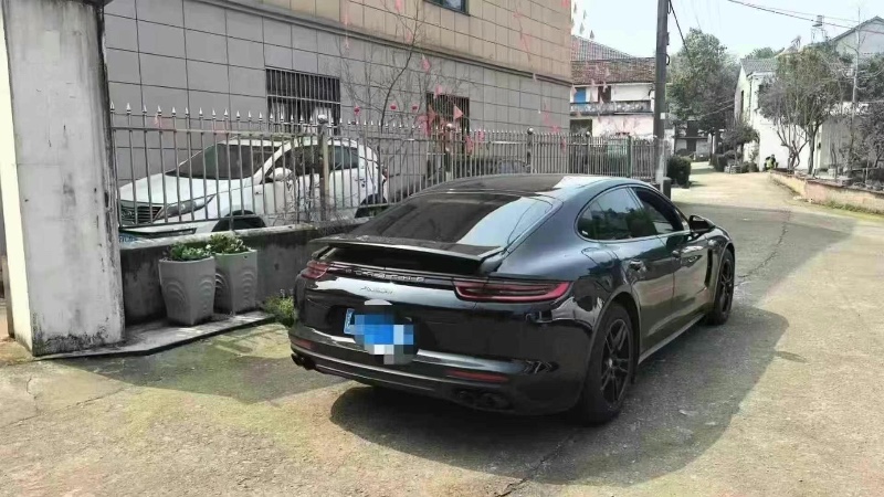19年绍兴保时捷帕拉梅拉