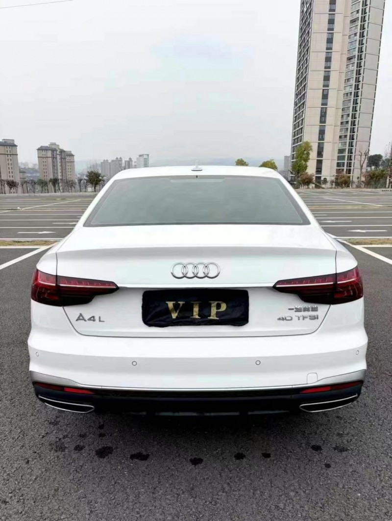 23年襄阳奥迪A4L