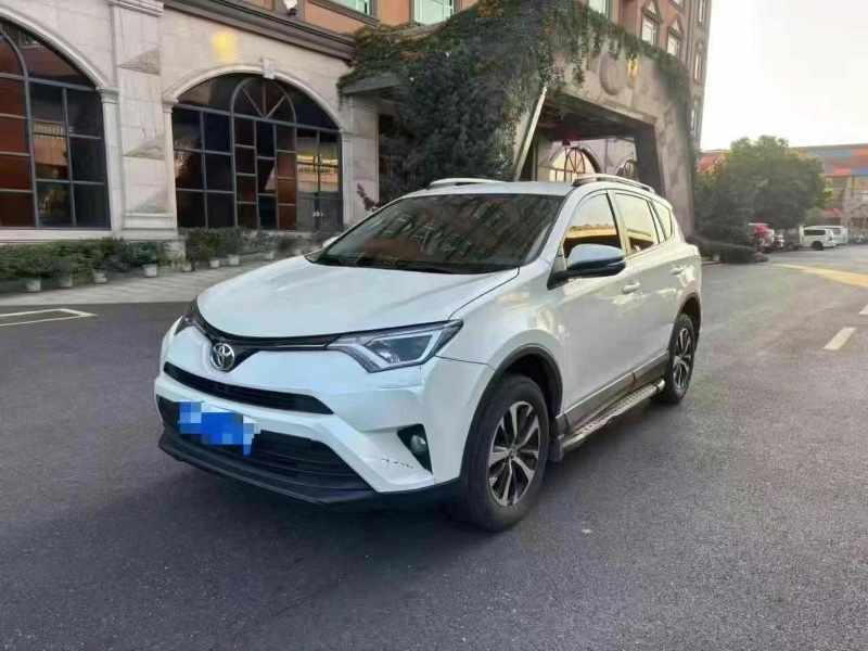 18年湛江丰田RAV4荣放