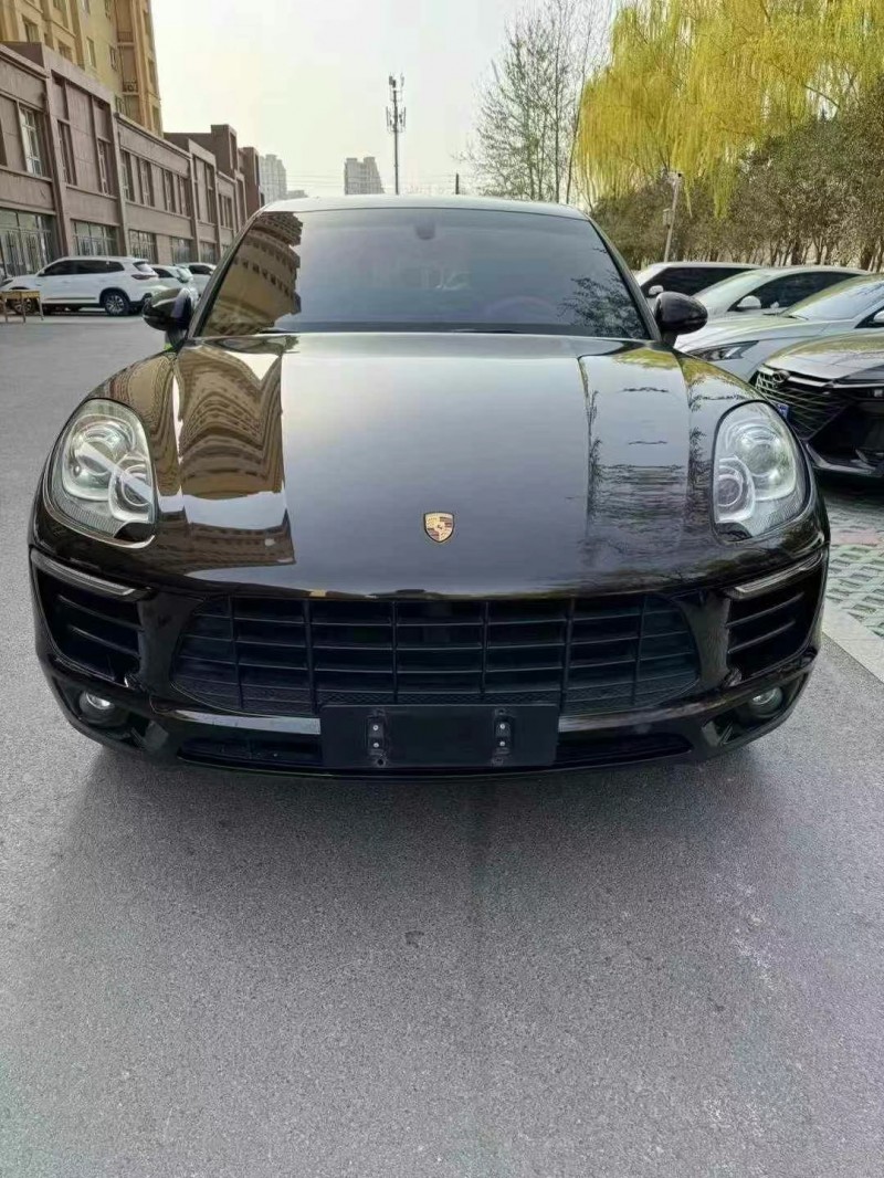 15年枣庄保时捷Macan