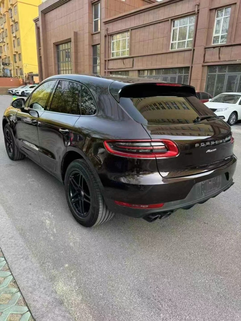 15年枣庄保时捷Macan