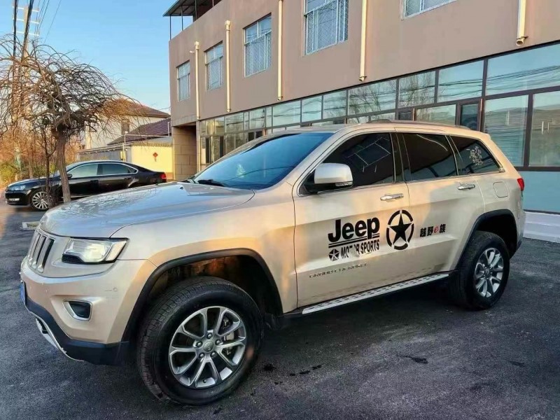 16年烟台Jeep大切诺基