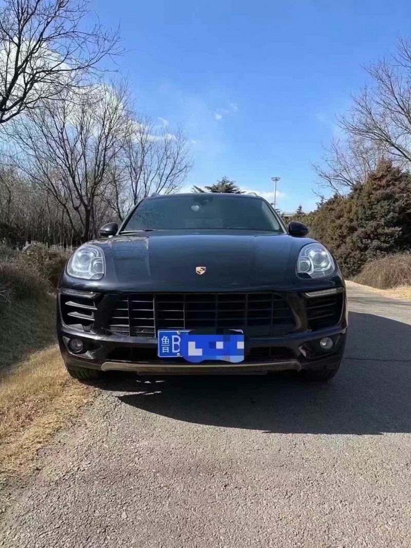16年青岛保时捷Macan