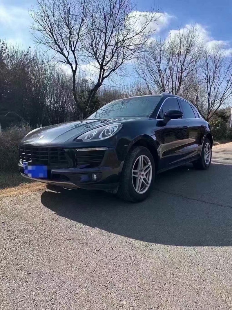 16年青岛保时捷Macan