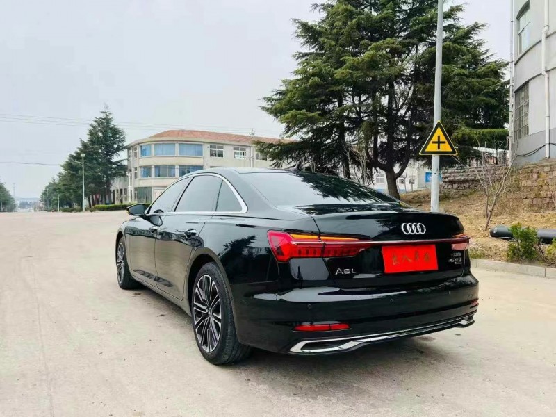 24年青岛奥迪A6L