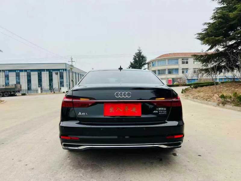 24年青岛奥迪A6L