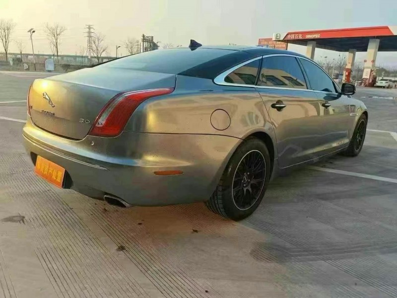 16年苏州捷豹XJL