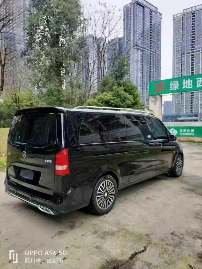 19年德阳奔驰威霆