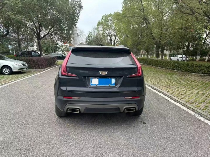 20年岳阳凯迪拉克XT4