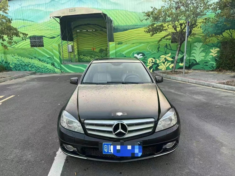 11年深圳奔驰C