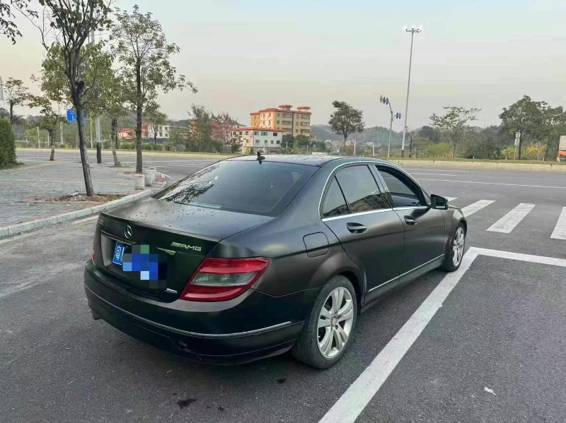11年深圳奔驰C
