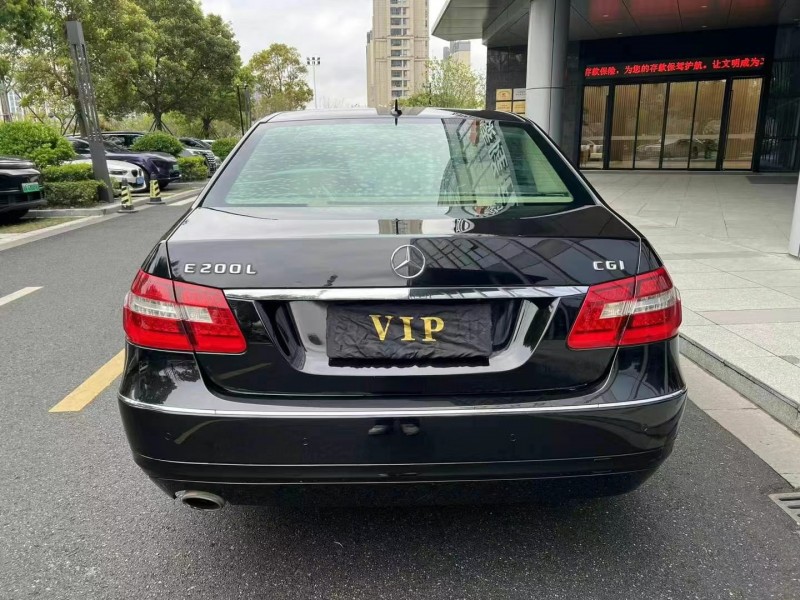 11年温州奔驰E