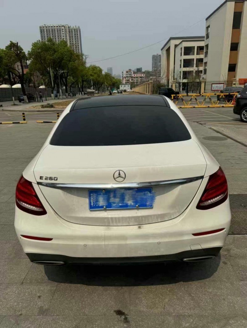 20年宜春奔驰E