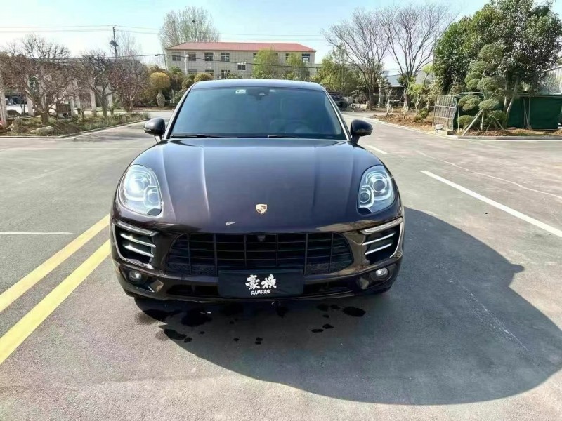 17年东营保时捷Macan