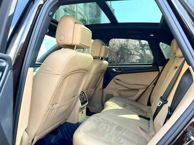17年东营保时捷Macan