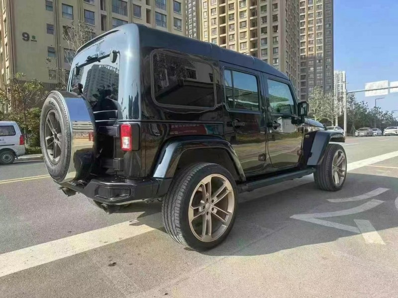 16年丽江Jeep牧马人