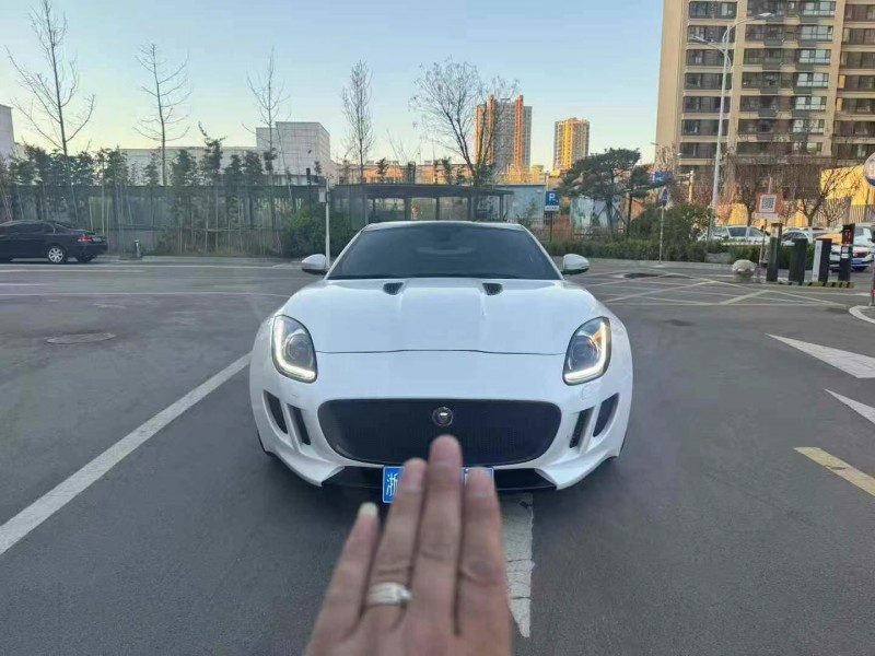 15年济宁捷豹F-Type