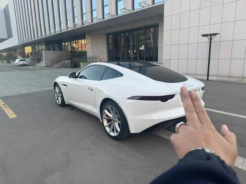 15年济宁捷豹F-Type