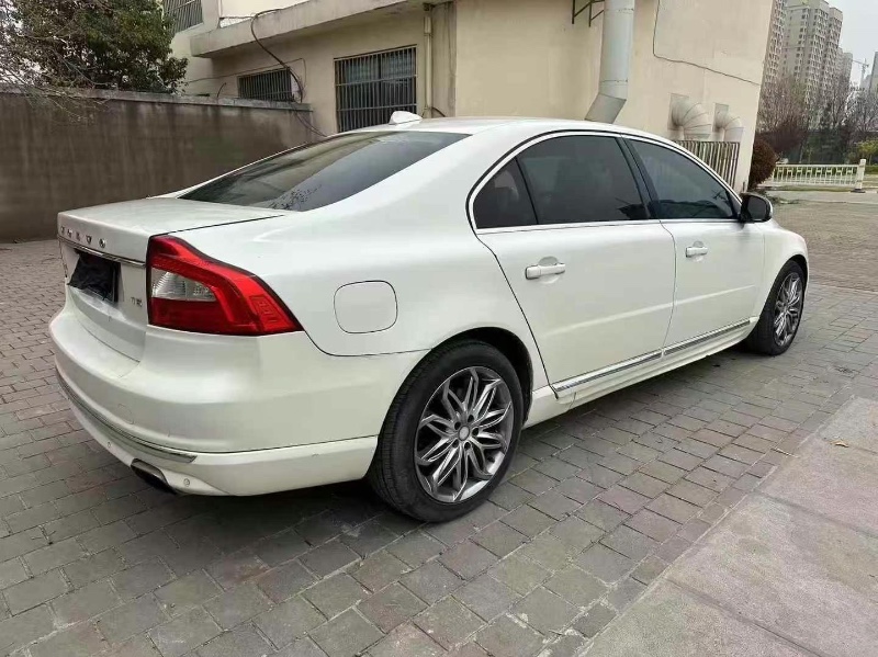 14年潍坊沃尔沃S80L