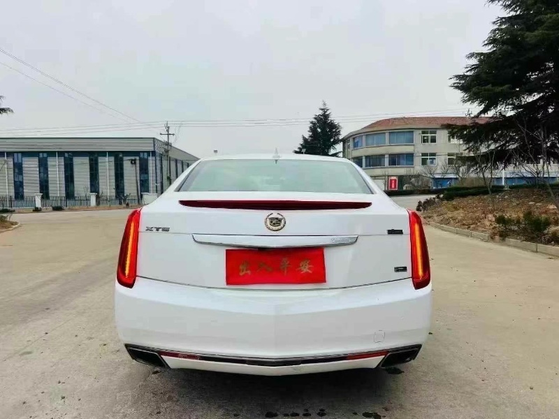 13年东营凯迪拉克XTS