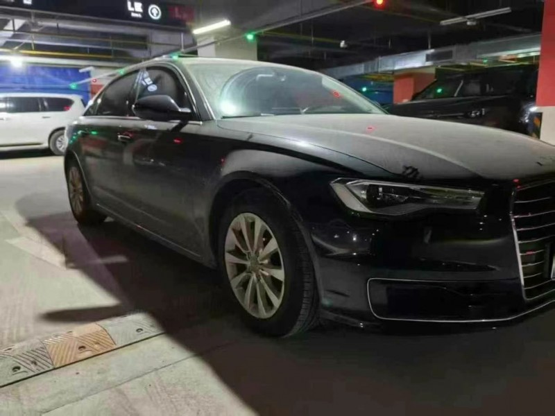 17年丽江奥迪A6L