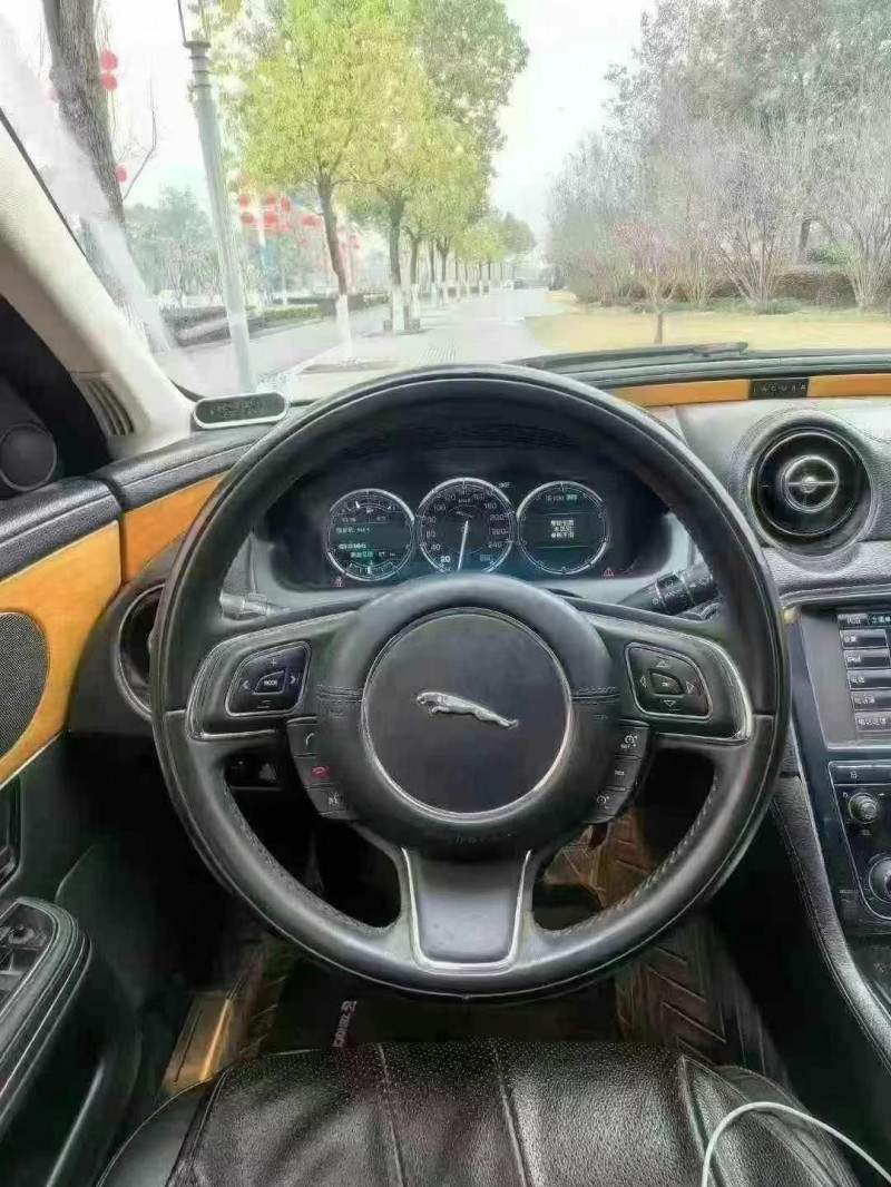 14年湖州捷豹XJL