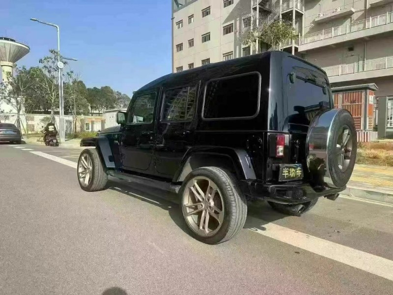 16年昭通Jeep牧马人