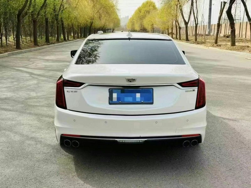 20年东营凯迪拉克CT6