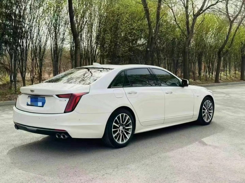 20年东营凯迪拉克CT6