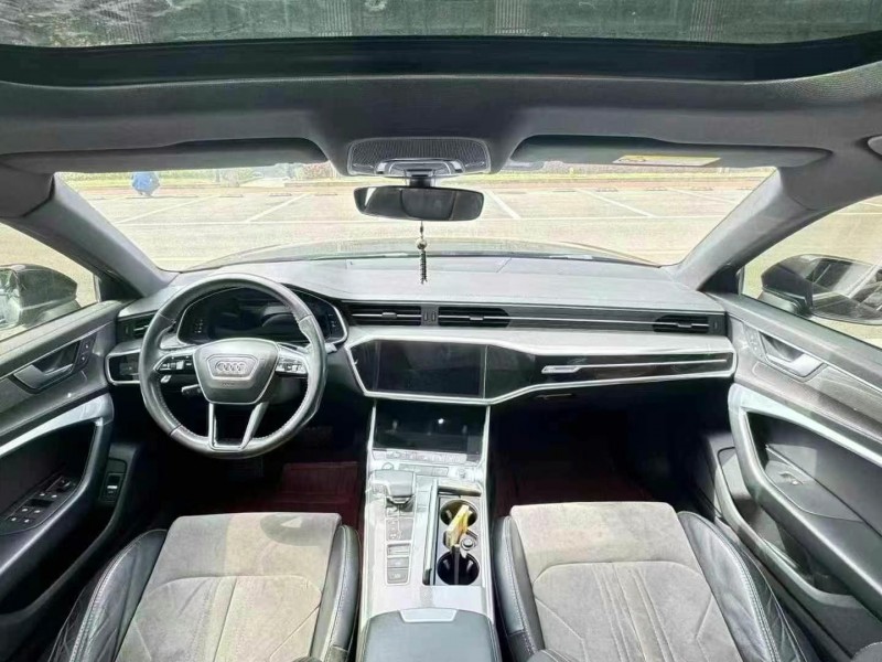 20年重庆市奥迪A6L
