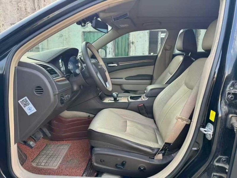 15年洛阳克莱斯勒300C