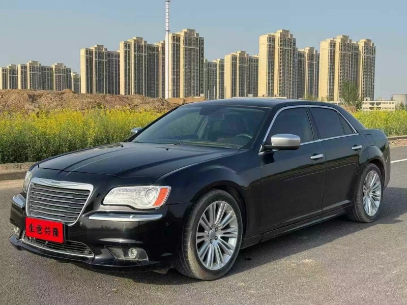 15年平顶山克莱斯勒300C