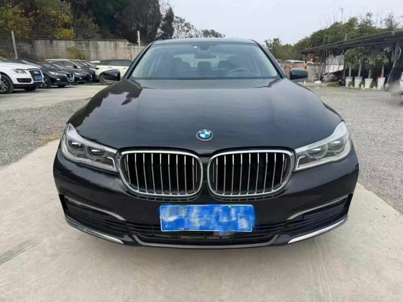 17年襄樊宝马7系